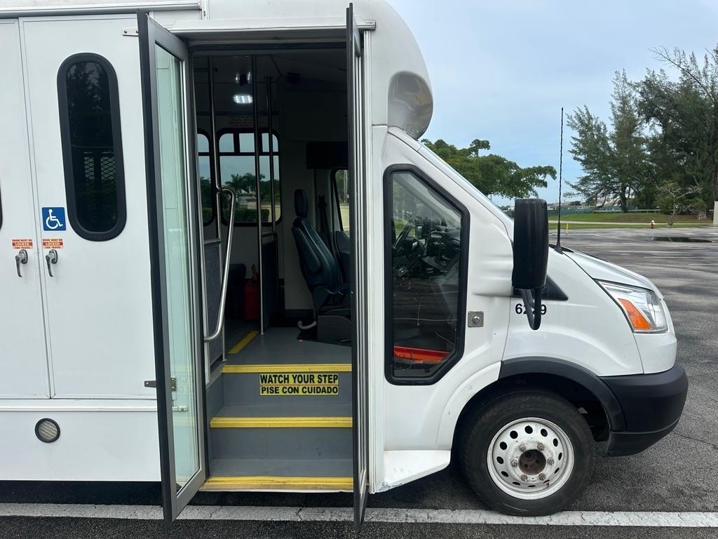 2018 Ford Transit Cutaway Base - Photo 9