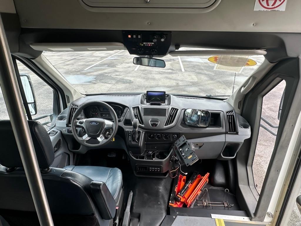 2018 Ford Transit Cutaway Base - Photo 14