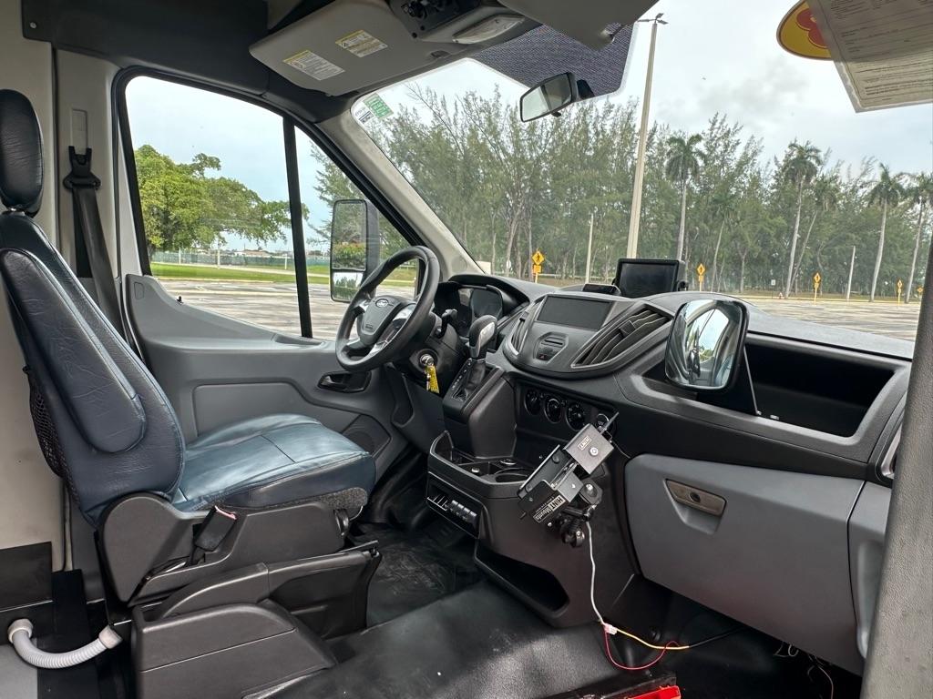 2018 Ford Transit Cutaway Base - Photo 15