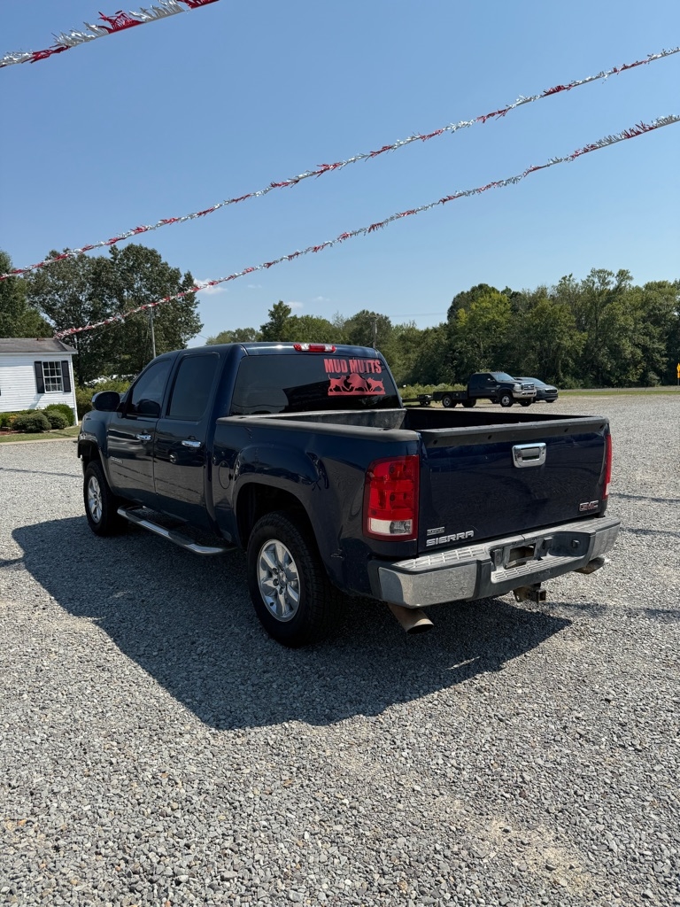 GMC Sierra 1500 SL Crew Cab 2WD 2011 GMC Sierra 1500 SL Crew Cab 2WD 2011