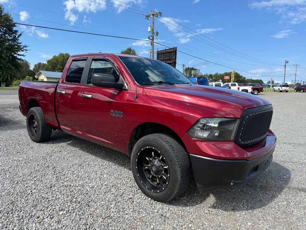 RAM 1500 SLT Quad Cab 2WD 2015 RAM 1500 SLT Quad Cab 2WD 2015