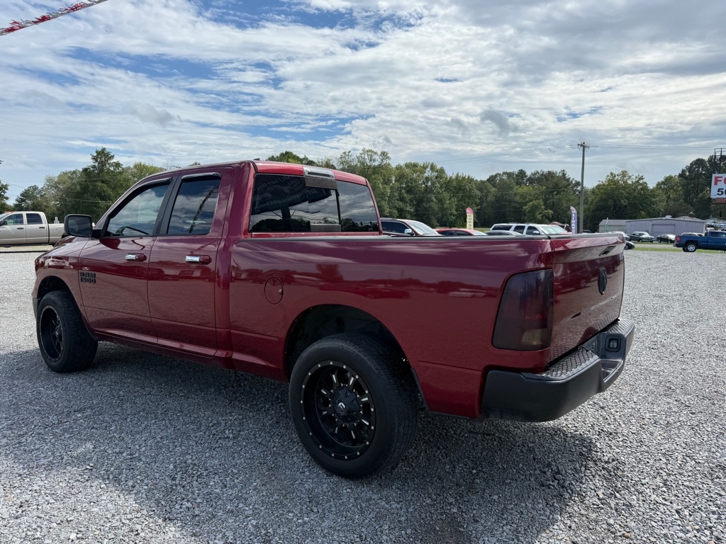 RAM 1500 SLT Quad Cab 2WD 2015 RAM 1500 SLT Quad Cab 2WD 2015