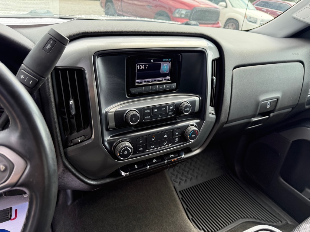 Chevrolet Silverado 1500 1LT Crew Cab 2WD 2014 Chevrolet Silverado 1500 1LT Crew Cab 2WD 2014