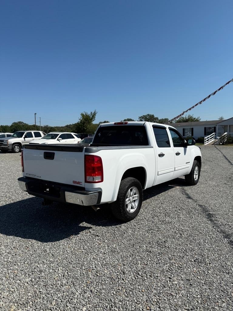 GMC Sierra 1500 SLE Crew Cab 2WD 2013