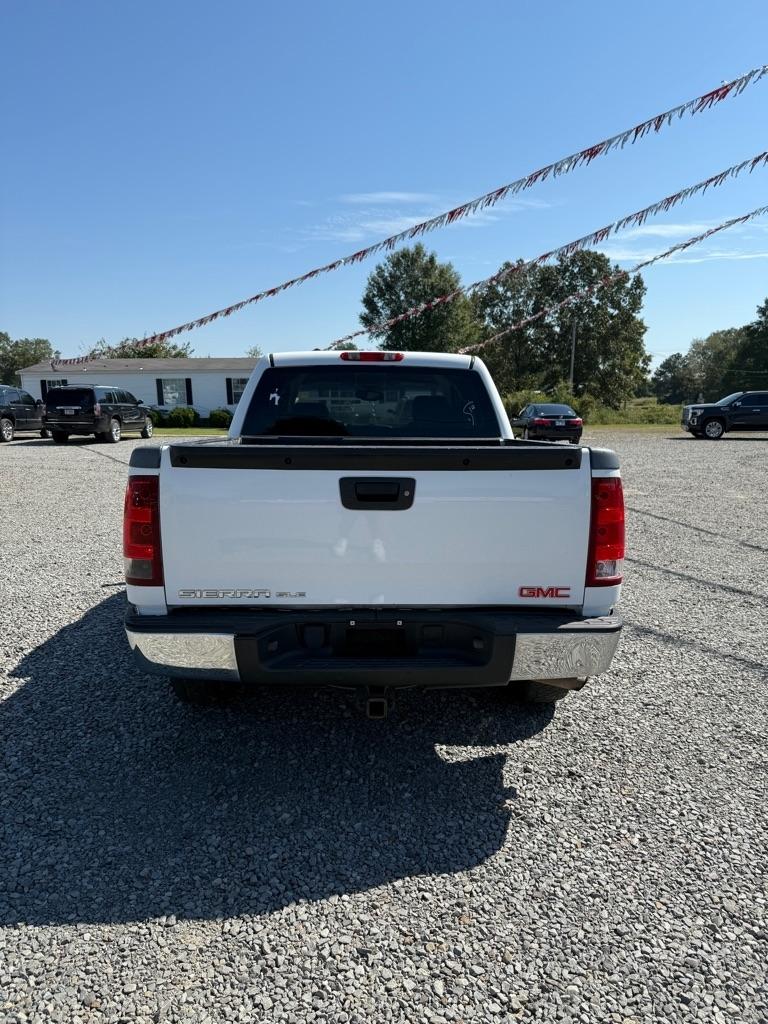 GMC Sierra 1500 SLE Crew Cab 2WD 2013