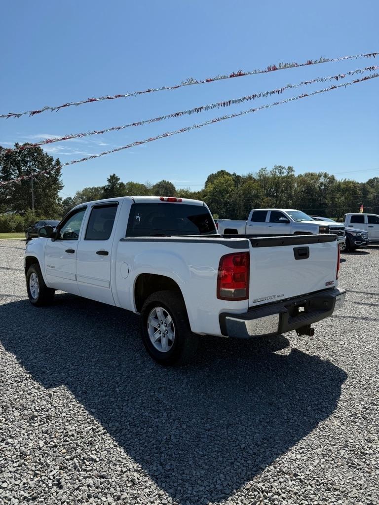 GMC Sierra 1500 SLE Crew Cab 2WD 2013