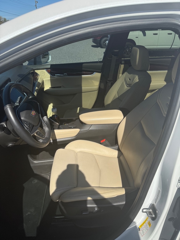 Cadillac XT5 Luxury 2017 Cadillac XT5 Luxury 2017