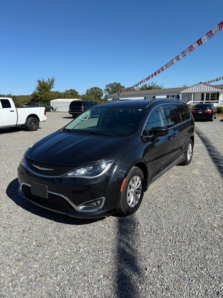 2018 Chrysler Pacifica Touring-L
