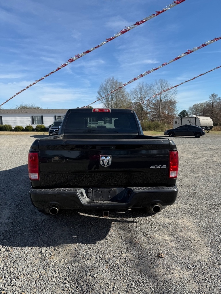 RAM 1500 Tradesman Crew Cab SWB 4WD 2018