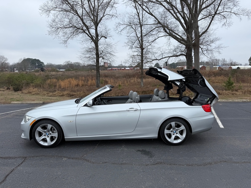 BMW 3-Series 335i Convertible 2012