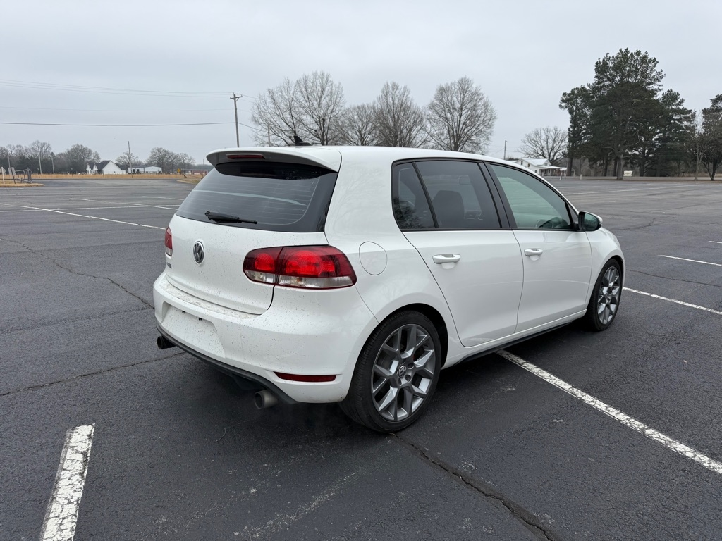 2014 Volkswagen GTI Wolfsburg Edition's photo