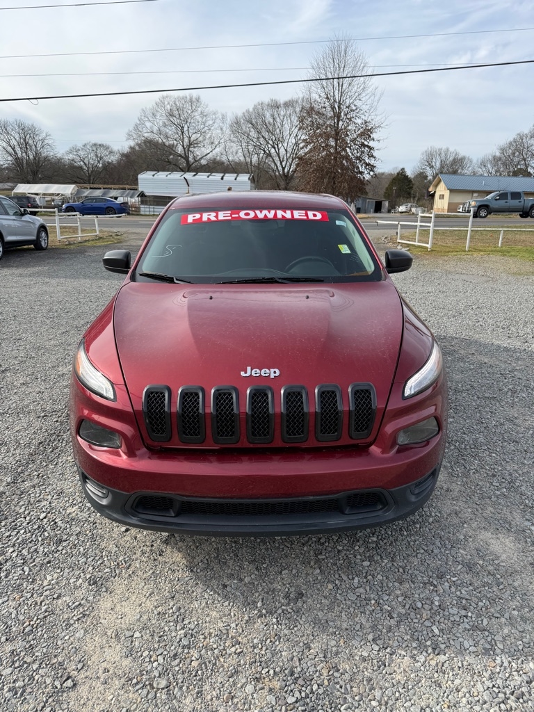 2017 Jeep Cherokee Sport's photo