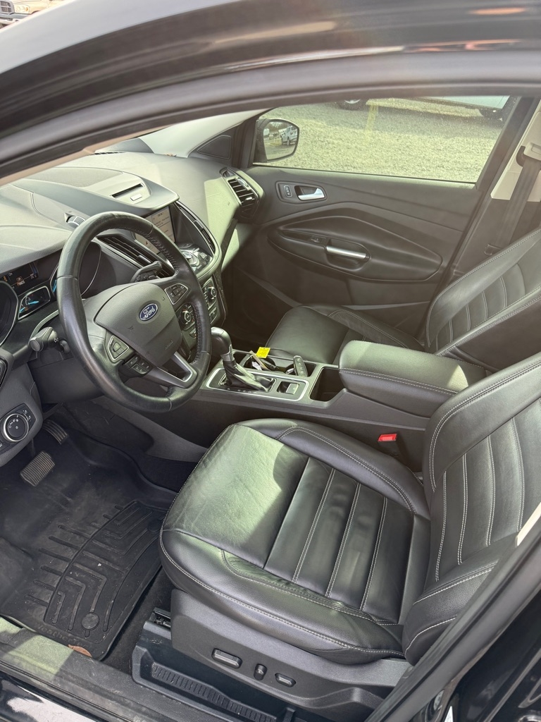 Ford Escape Titanium FWD 2017