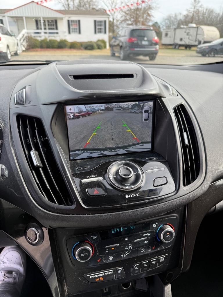 Ford Escape Titanium FWD 2017