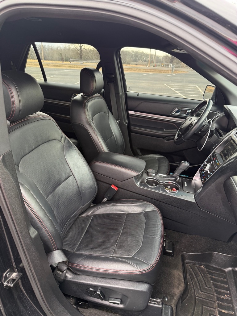 Ford Explorer Sport 4WD 2016