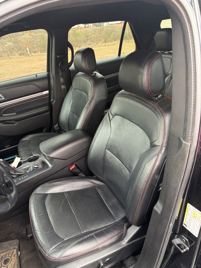 Ford Explorer Sport 4WD 2016