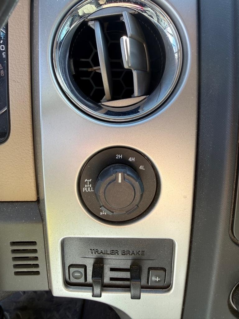 Ford F-150 XL SuperCrew 5.5-ft. Bed 4WD 2013