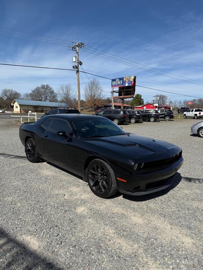 Dodge Challenger SXT 2021