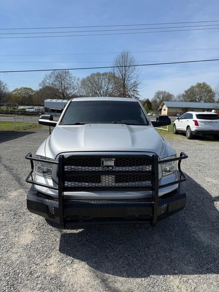 RAM 1500 SLT Crew Cab SWB 4WD 2015