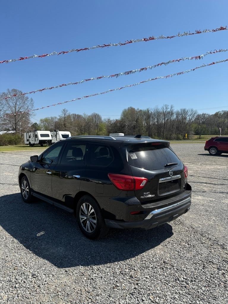 Nissan Pathfinder S 2WD 2019