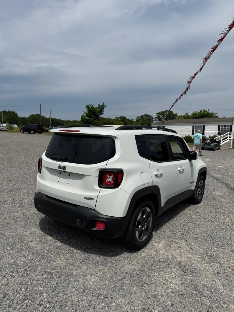 Jeep Renegade Latitude FWD 2015