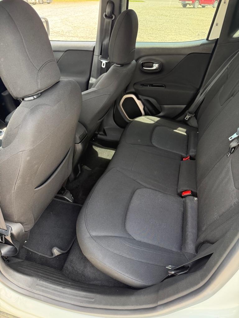 Jeep Renegade Latitude FWD 2015