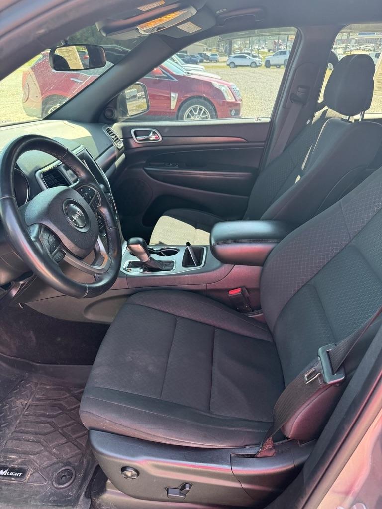 Jeep Grand Cherokee Laredo 4WD 2018