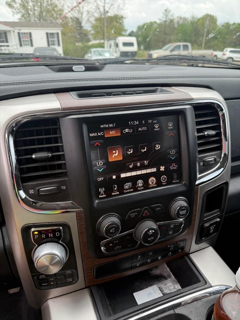 RAM 1500 Laramie Crew Cab SWB 4WD 2017