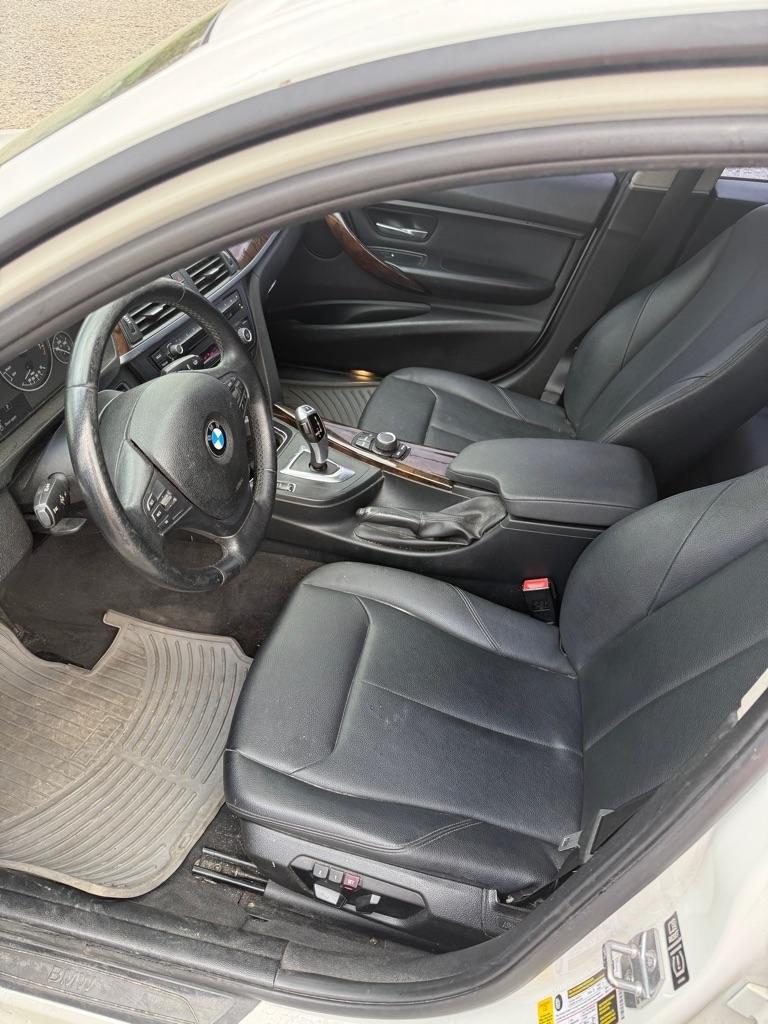 BMW 3-Series 320i Sedan 2015