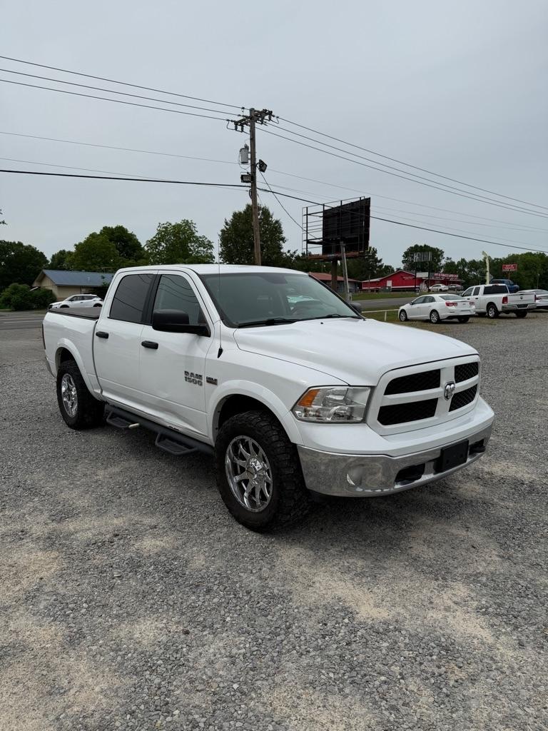 RAM 1500 SLT Crew Cab SWB 4WD 2018