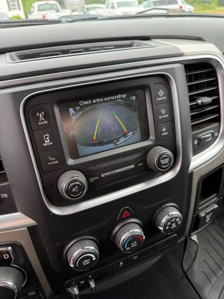 RAM 1500 SLT Crew Cab SWB 4WD 2018