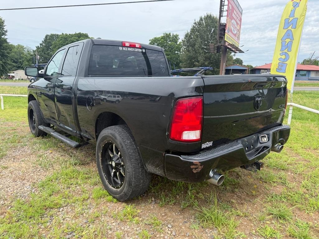 RAM 1500 Tradesman Quad Cab 4WD 2018