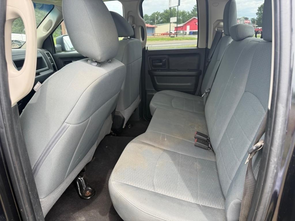 RAM 1500 Tradesman Quad Cab 4WD 2018
