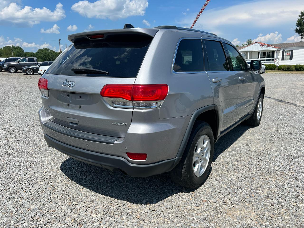 Jeep Grand Cherokee Laredo 4WD 2017
