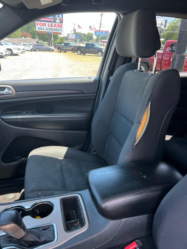 Jeep Grand Cherokee Laredo 4WD 2017