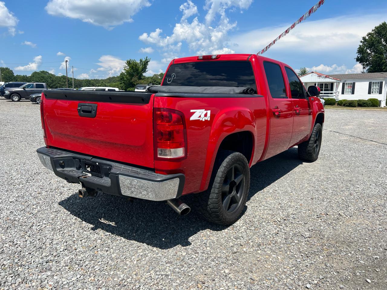 GMC Sierra 1500 SLT Crew Cab 4WD 2011