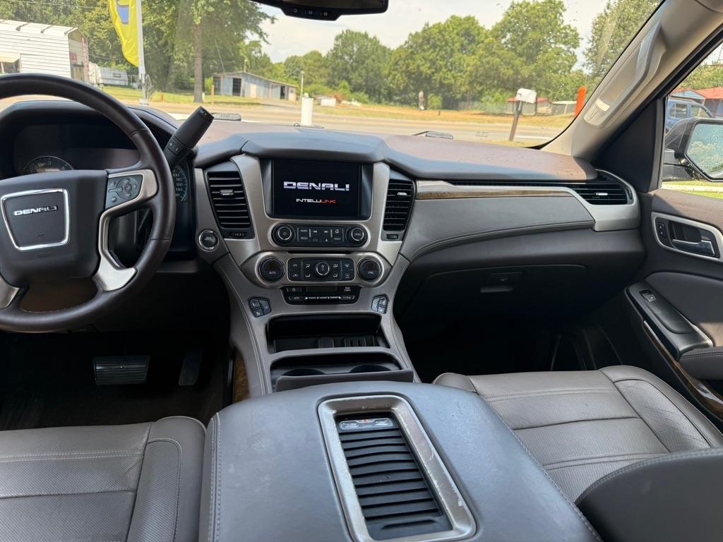 GMC Yukon XL Denali 2WD 2017