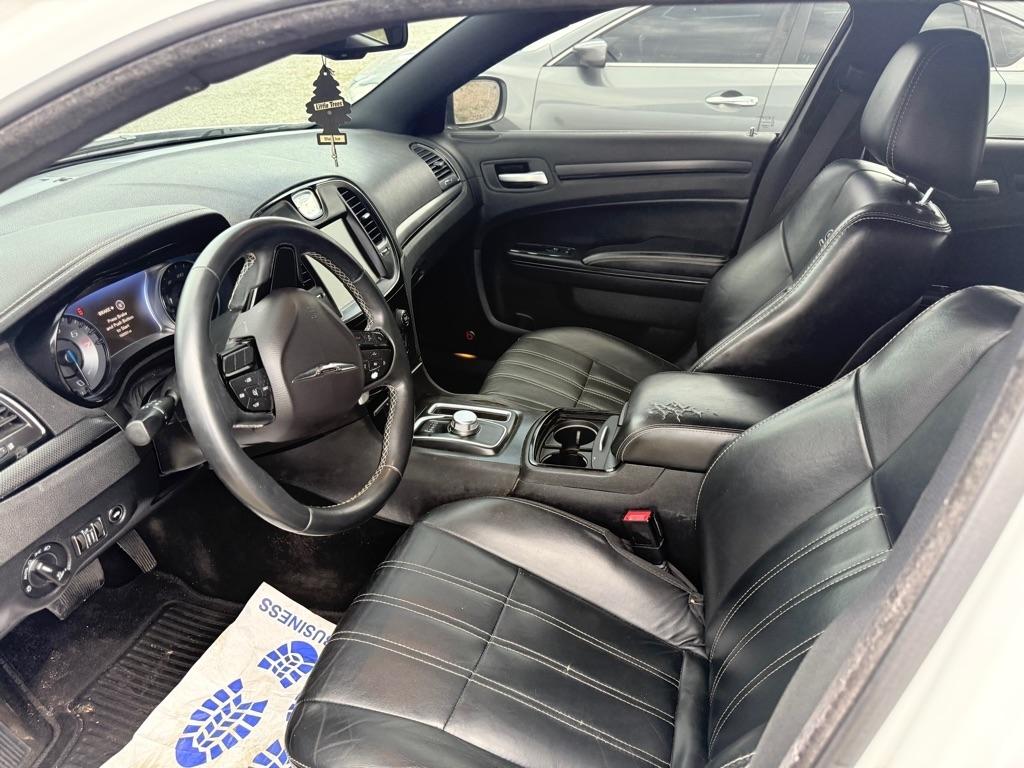 Chrysler 300 S V6 AWD 2015