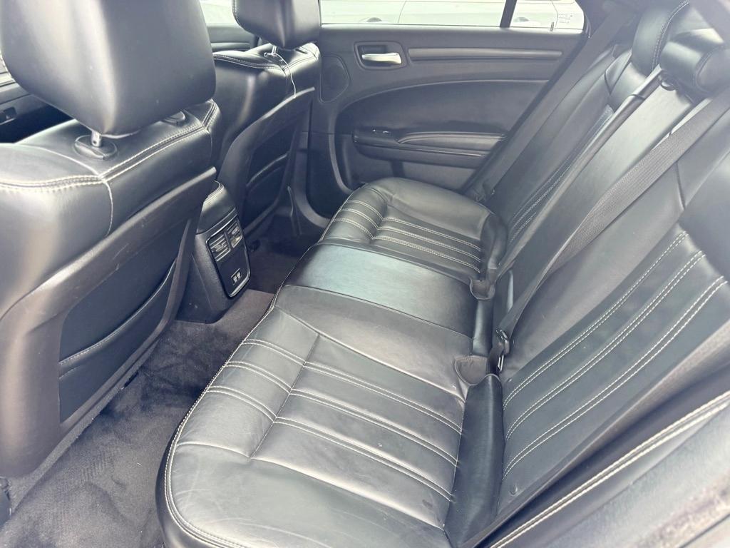 Chrysler 300 S V6 AWD 2015
