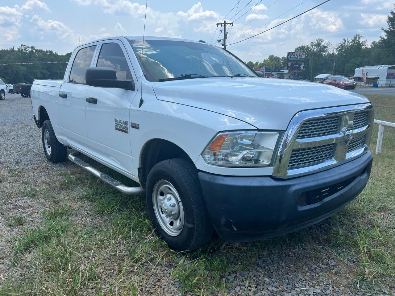 RAM 2500 Tradesman Crew Cab SWB 2WD 2016