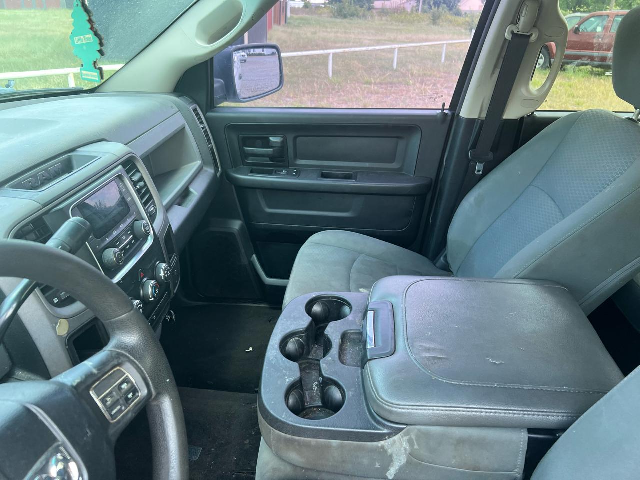 RAM 2500 Tradesman Crew Cab SWB 2WD 2016