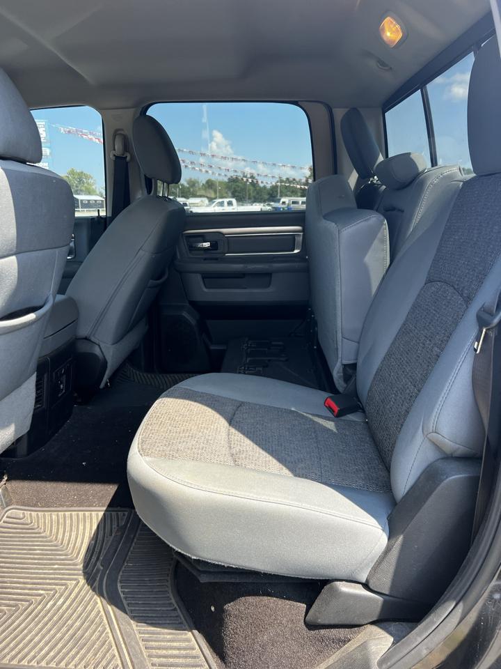 RAM 1500 SLT Crew Cab SWB 4WD 2018