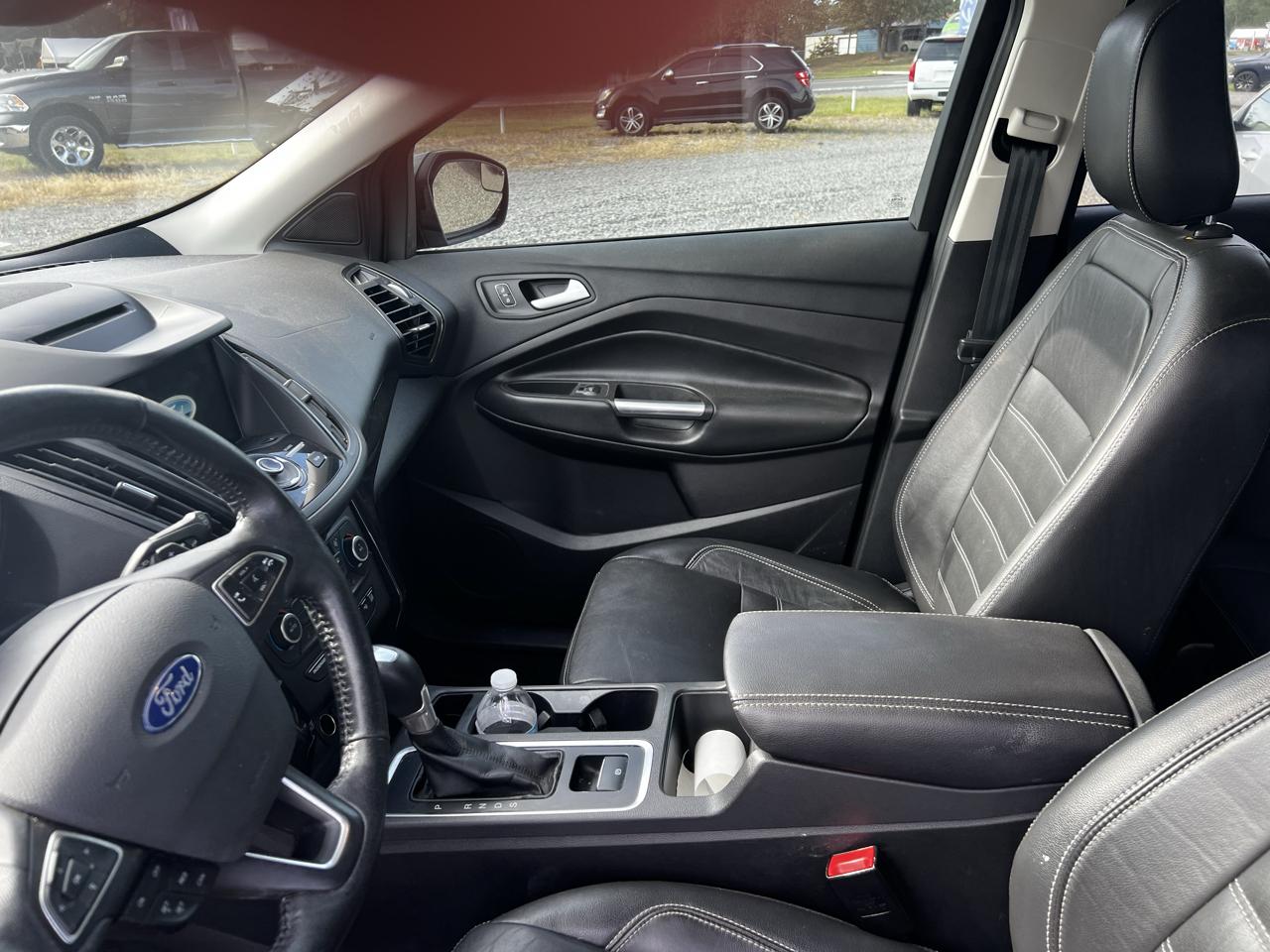 Ford Escape Titanium FWD 2018