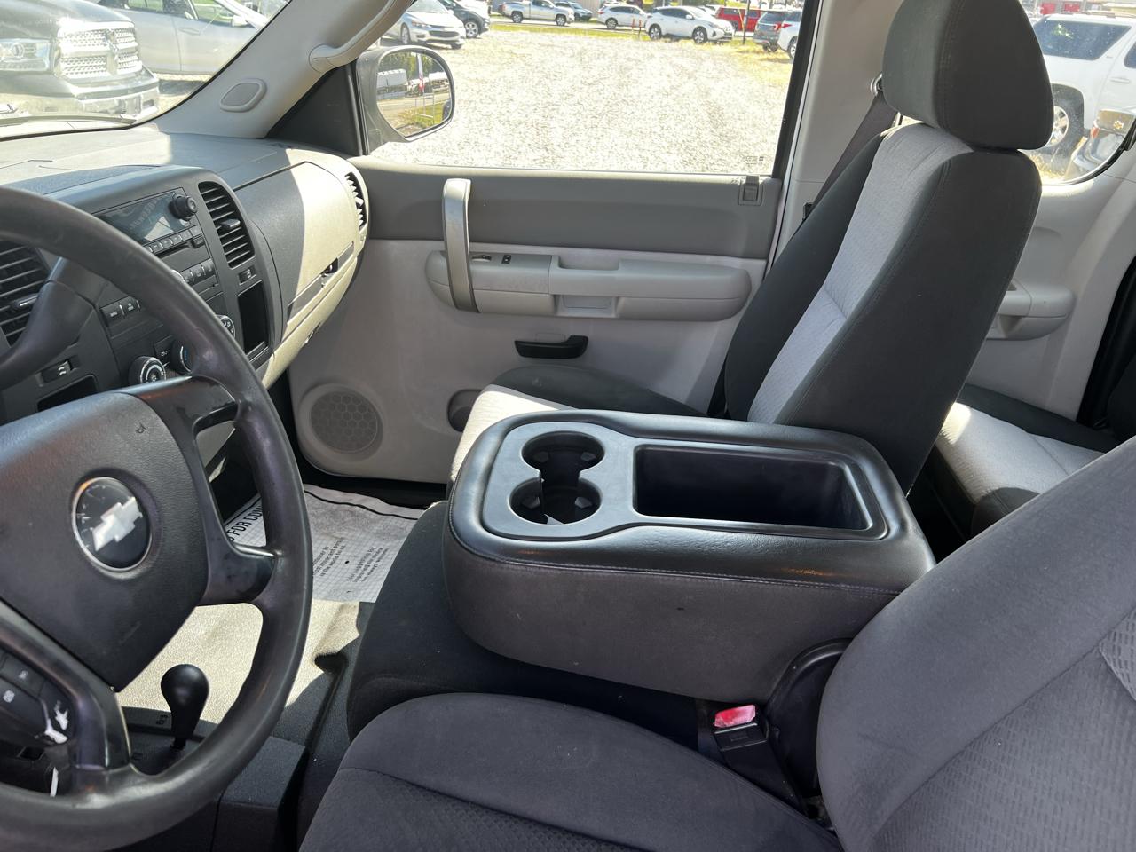 Chevrolet Silverado 1500 Work Truck Ext. Cab Long Box 4WD 2009