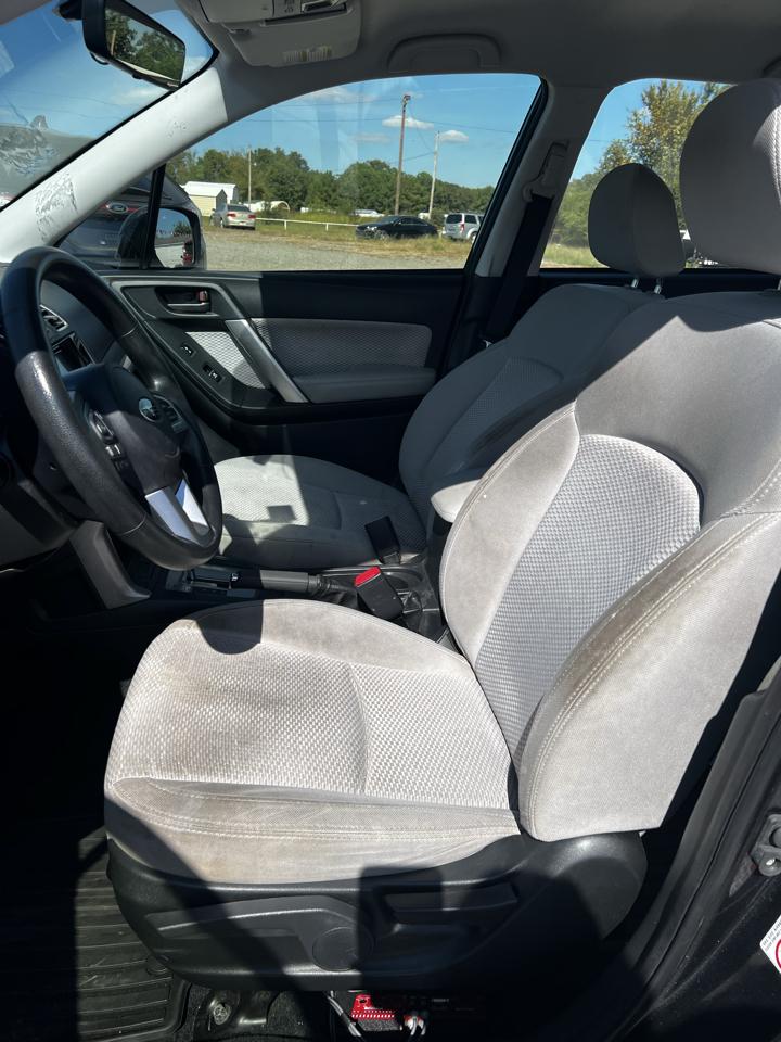 Subaru Forester 2.5i Premium PZEV CVT 2017