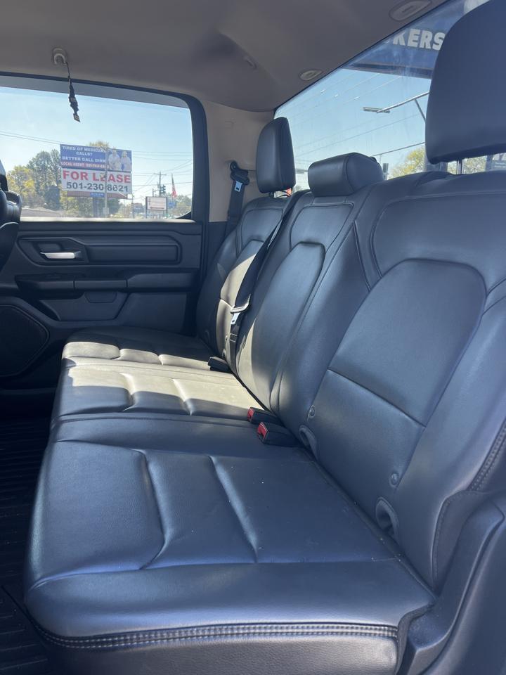 RAM 1500 Classic Tradesman Quad Cab 4WD 2021