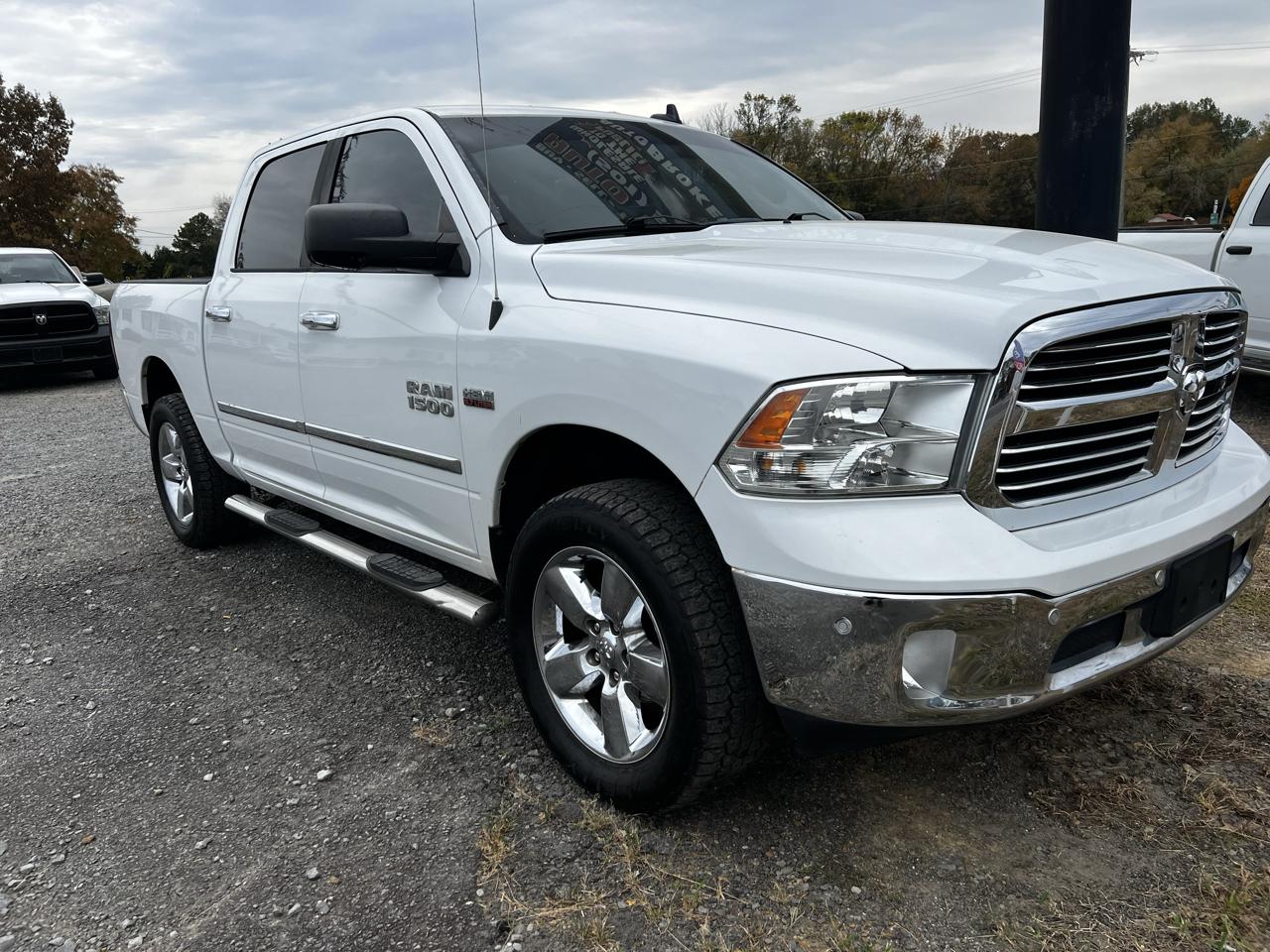 RAM 1500 Tradesman Crew Cab SB 4WD 2019