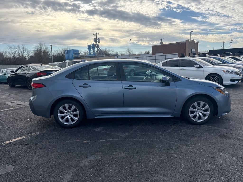 Toyota Corolla LE 2021