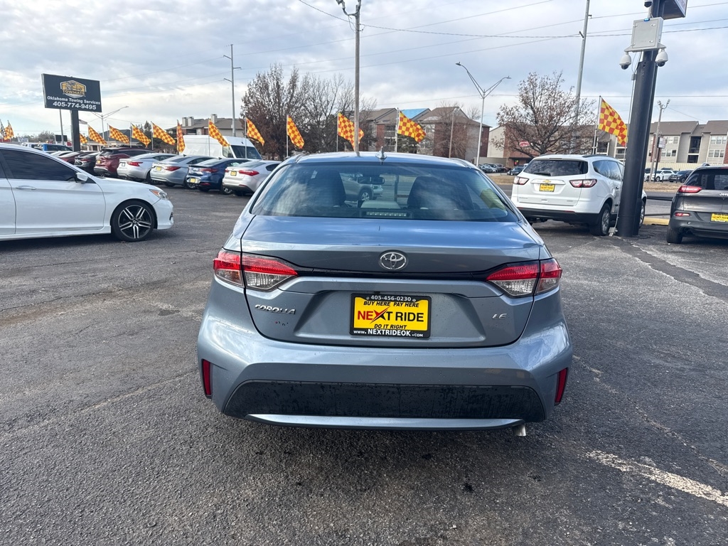 Toyota Corolla LE 2021