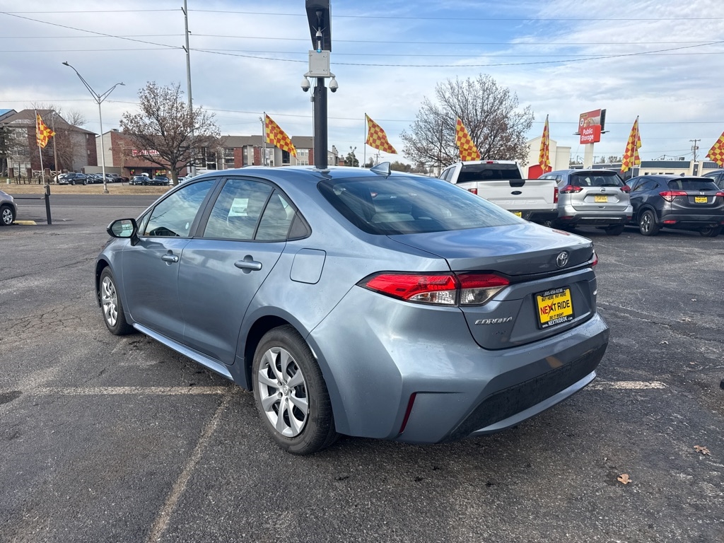 Toyota Corolla LE 2021